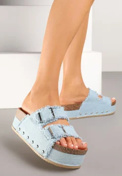 Jasnoniebieskie Klapki na Platformie z Korka z Postrzępionymi Paskami Klamrami i Nitami Zelirene
