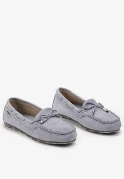Jasnoniebieskie Mokasyny Ozdobione Wiązaniami i Kokardką na Froncie Cimella