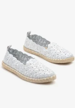 Jasnoniebieskie Plecione Espadryle Vices z Kwiatowym Motywem z Ażurowymi Wycięciami Honavia