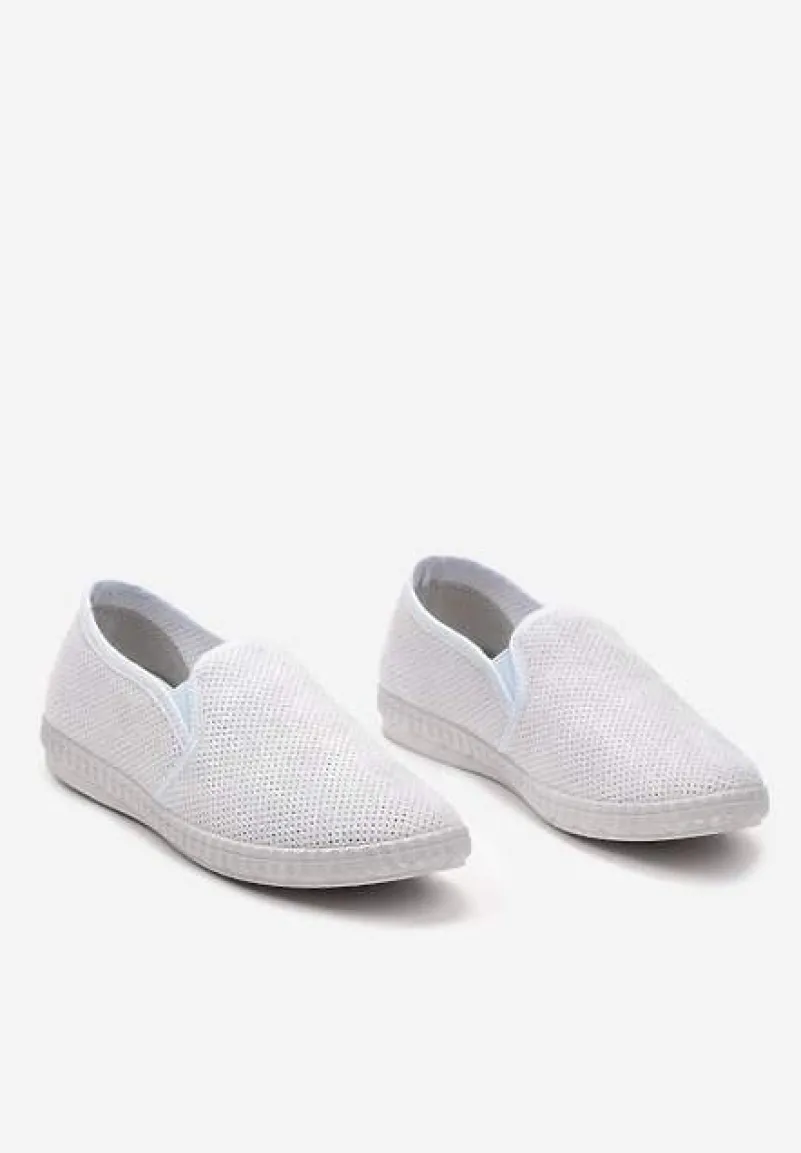 Jasnoniebieskie Tenisówki Wsuwane Zdobione Perforacją Moaxella