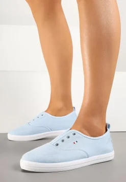 Jasnoniebieskie Wsuwane Tenisówki w Casualowym Stylu Sepessa