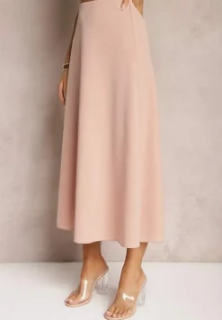 Jasnoróżowa Midi Spódnica Rozkloszowana o Klasycznym Fasonie Namettia