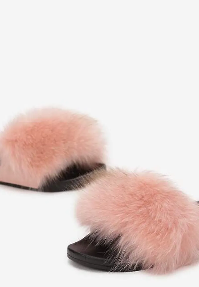 Jasnoróżowe Klapki z Futrem Turtlefeather