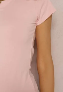 Jasnoróżowy T-shirt Ariema