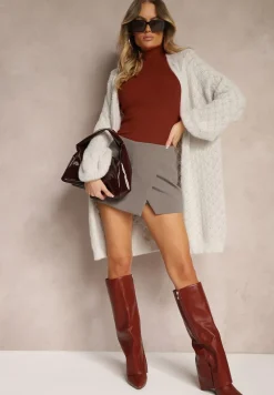 Jasnoszary Sweter o Długim Fasonie z Dekoltem V i Ozdobnym Splotem Jovima