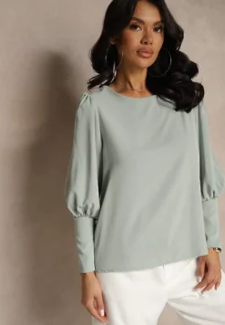 Jasnozielona Bluzka o Kroju Nietoperza Ozdobiona z Tyłu Guzikami Jenisena