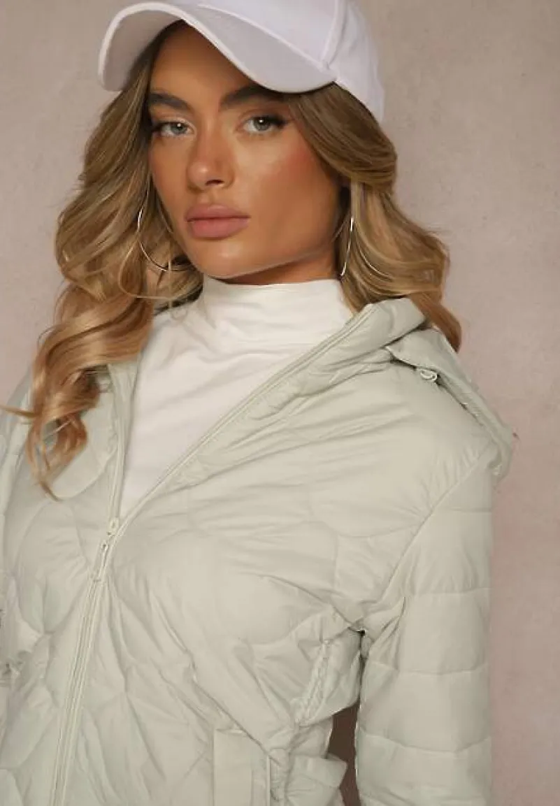 Jasnozielona Kurtka z Zaznaczoną Talią i Kapturem w Ozdobne Pikowanie Afla