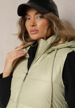 Jasnozielona Taliowana Kamizelka Przejściowa z Pikowanymi Przeszyciami i Kapturem Tintella