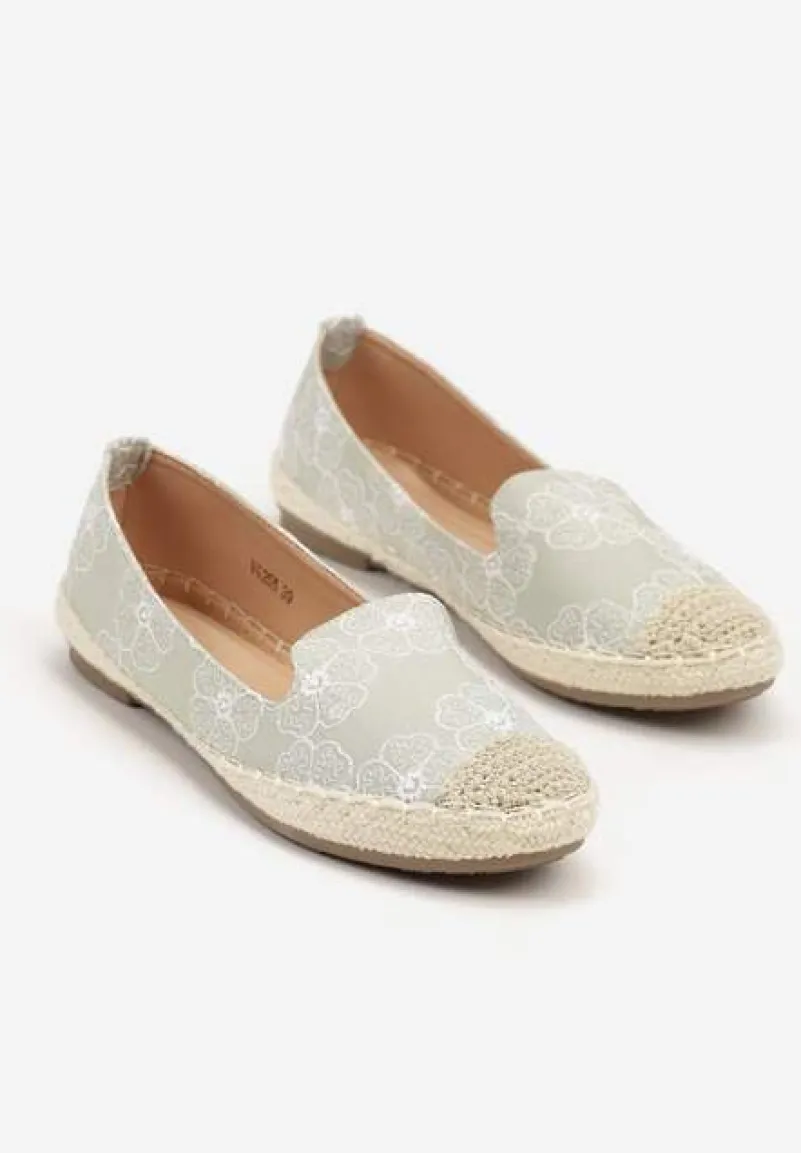 Jasnozielone Espadryle Ozdobione Plecionką i Motywem Kwiatów Ralanne