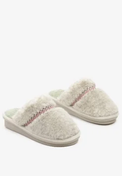 Jasnozielone Futrzane Kapcie na Płaskiej Podeszwie Ozdobione Paskiem Linnelle