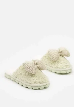 Jasnozielone Kapcie z Futerka z Kokardką na Ozdobnej Podeszwie Vamissa