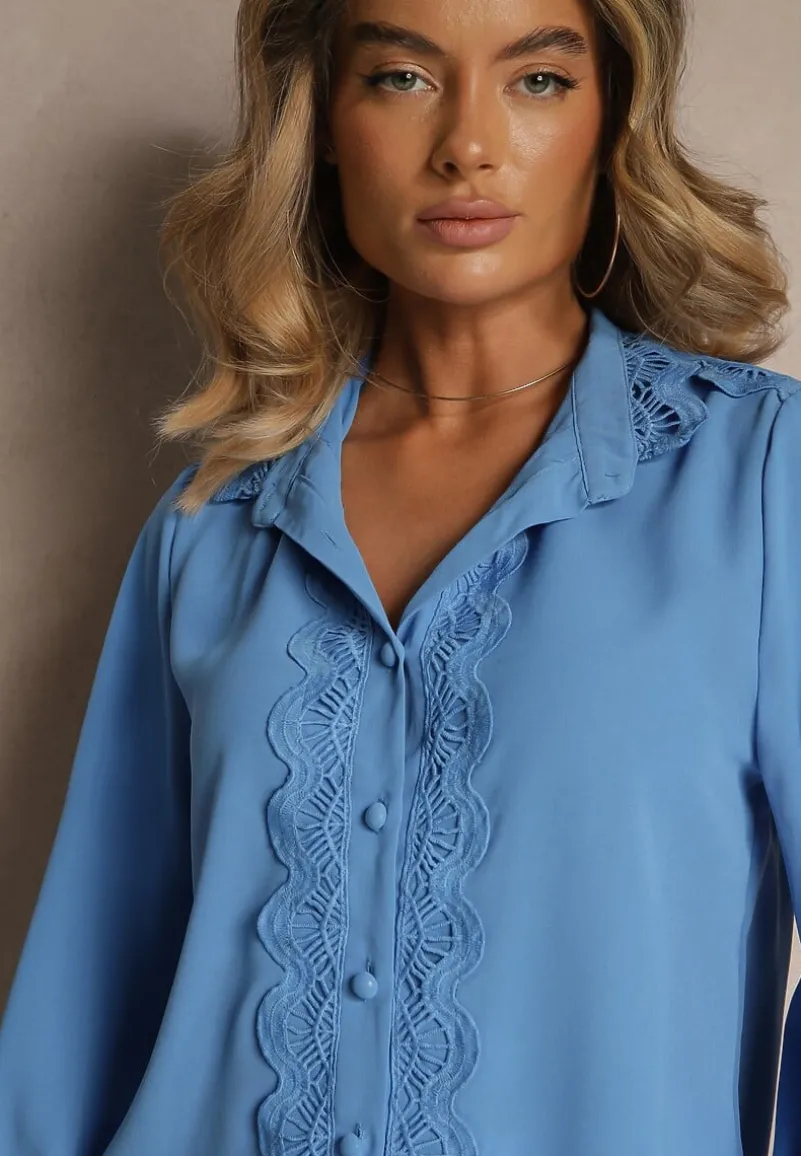 Niebieska Koszula z Ażurową Stójką i Bufiastym Rękawem Nito