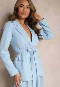 Niebieska Marynarka o Jednorzędowym Fasonie z Dwoma Ozdobnymi Paskami Anellana