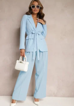 Niebieska Marynarka o Jednorzędowym Fasonie z Dwoma Ozdobnymi Paskami Anellana