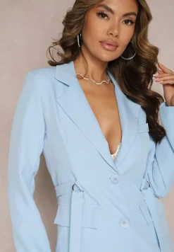 Niebieska Marynarka o Jednorzędowym Fasonie z Dwoma Ozdobnymi Paskami Anellana