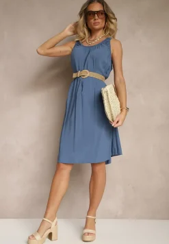 Niebieska Rozkloszowana Sukienka z Bawełny Ozdobiona Marszczeniem Anniloria