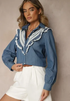Niebieska Rustykalna Koszula z Bawełny Zdobiona Koronką i Falbankami Lisarilis