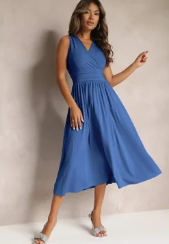 Niebieska Sukienka z Kopertowym Dekoltem i Plisowanym Dołem Anamarie