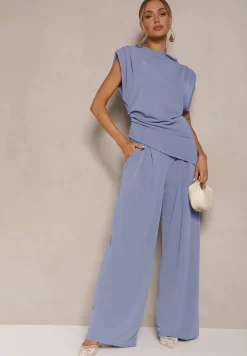 Niebieski Komplet Bluzka z Poduszkami w Ramionach i Proste Spodnie z Gumką w Pasie Divanes