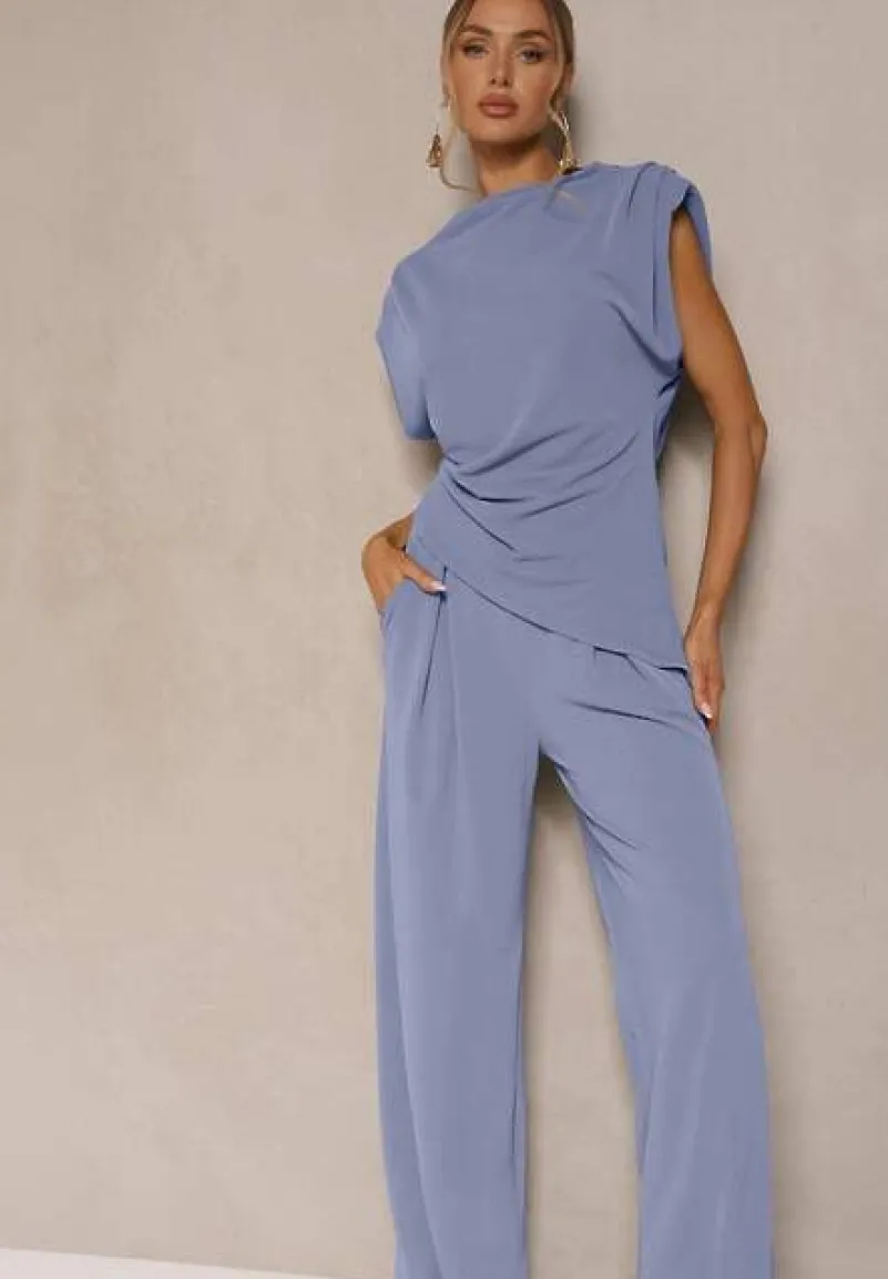 Niebieski Komplet Bluzka z Poduszkami w Ramionach i Proste Spodnie z Gumką w Pasie Divanes