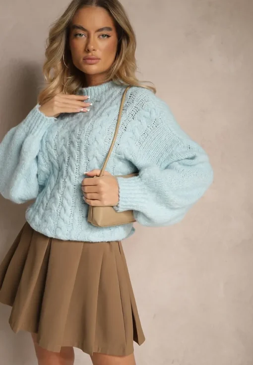 Niebieski Sweter z Wełną o Eleganckim Warkoczowym Splotem Makkaria