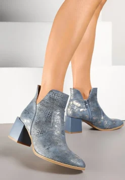 Niebieskie Ażurowe Botki na Słupku Ozdobione Wycięciem Ilinalla