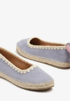 Niebieskie Espadryle ze Wzorzystym Wiązaniem Przy Kostce Zdobione Plecionką Lortevia