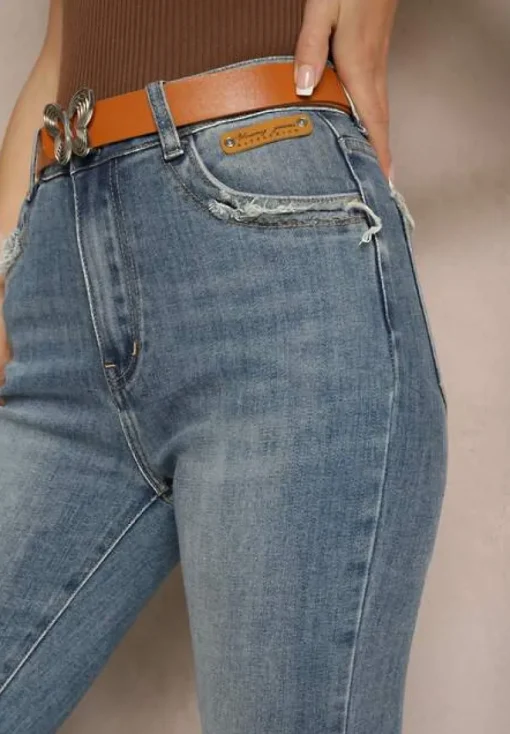 Niebieskie Jeansy o Kroju Regular Fit z Dodatkowym Ozdobnym Paskiem Delalithra