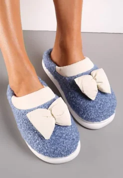 Niebieskie Kapcie z Futrzanego Kożuszka z Kokardką Hilusa