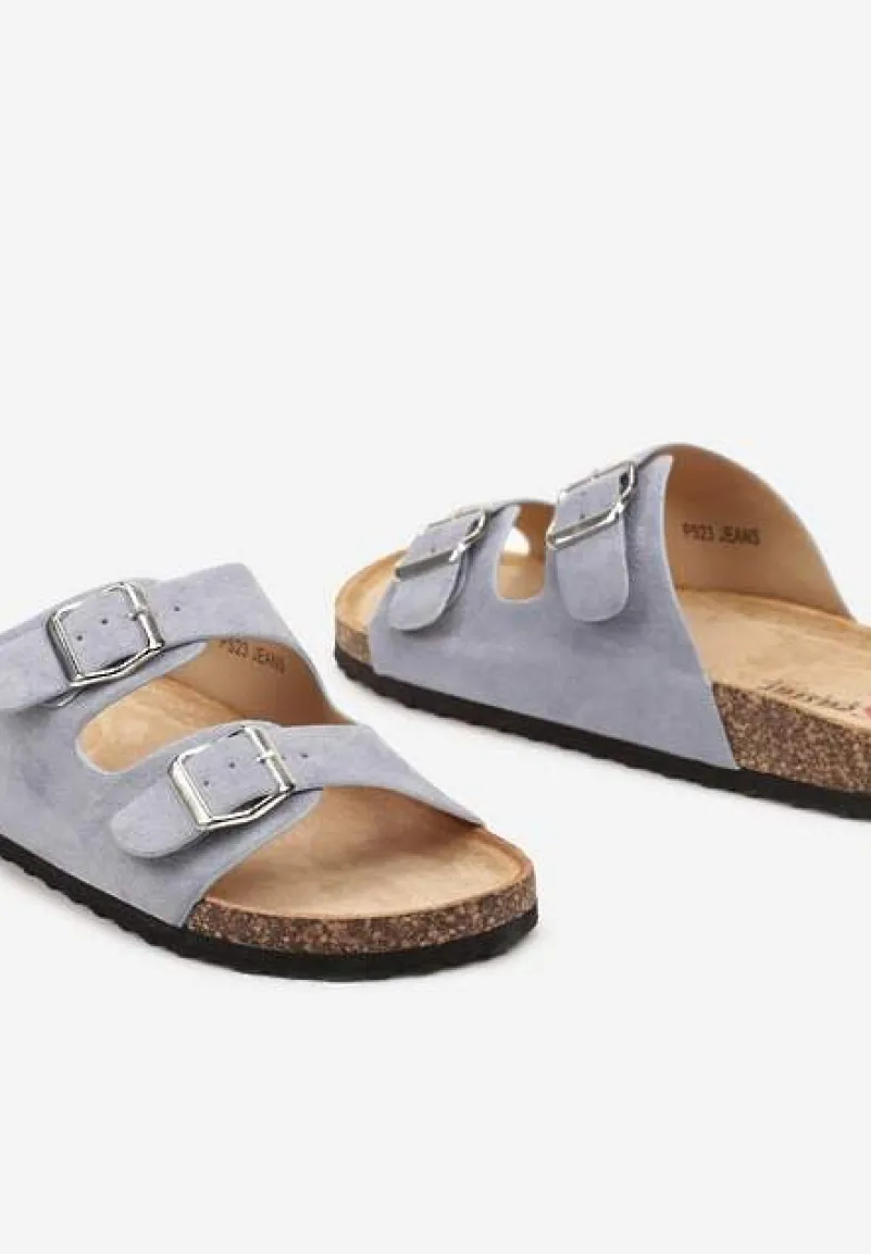 Niebieskie Klapki z Paskami z Regulacją i Ozdobną Sprzączką oraz Korkową Podeszwą Ozenia