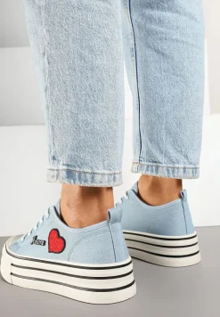 Niebieskie Trampki na Grubej Podeszwie z Aplikacją i Napisem Eheria