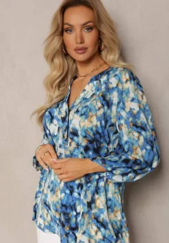 Niebiesko-Granatowa Bluzka z Guzikami Przy Dekolcie i Bufiastymi Rękawami Terrida