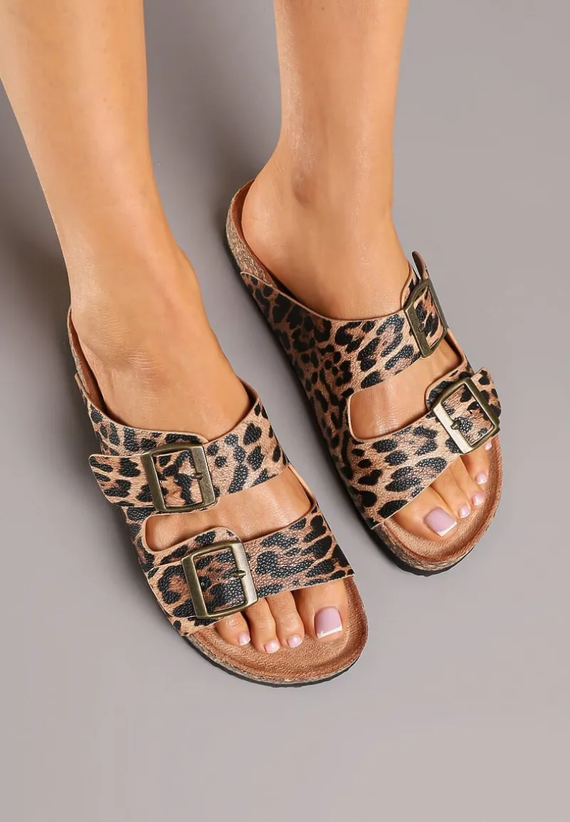 Panterkowe Klapki na Platformie z Korka Ozdobione Klamrą Banoletia