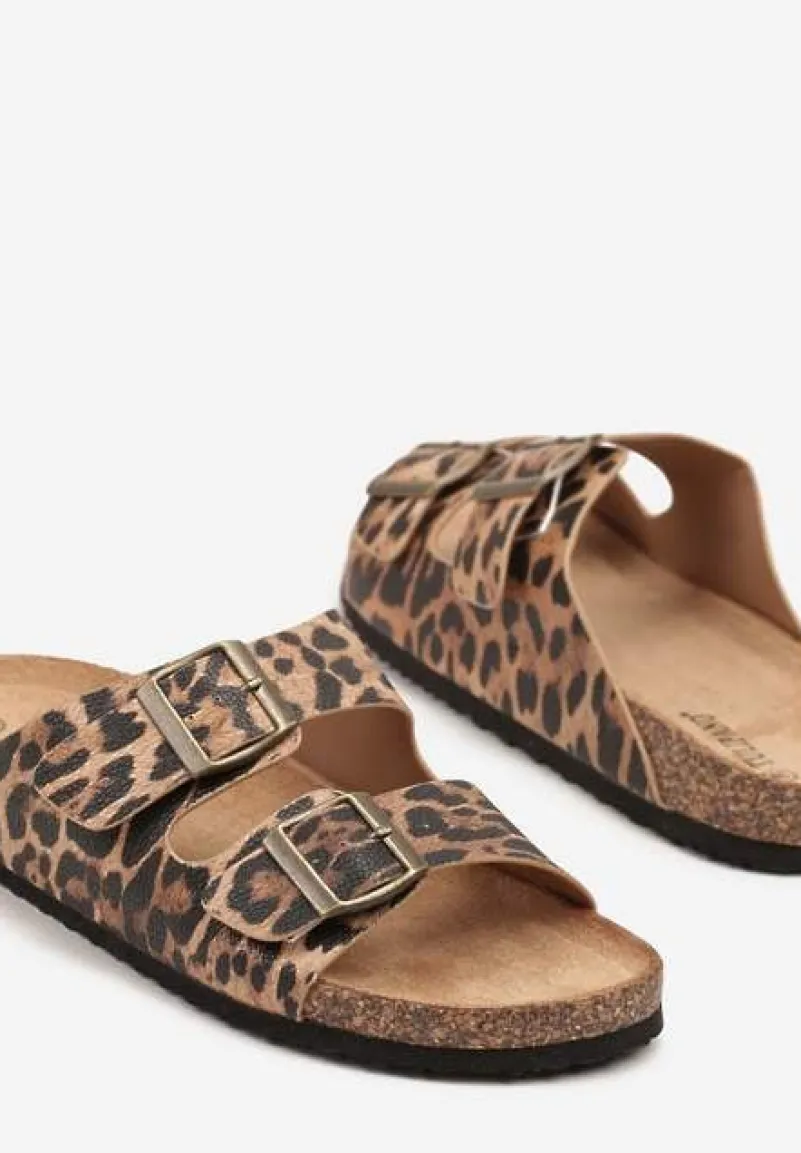 Panterkowe Klapki na Platformie z Korka Ozdobione Klamrą Banoletia