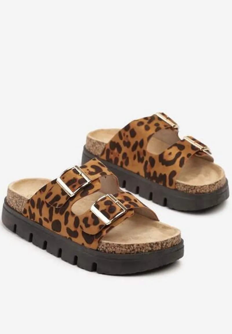 Panterkowe Klapki na Podeszwie z Tłoczeniami Zdobione Sprzączkami Kinerella