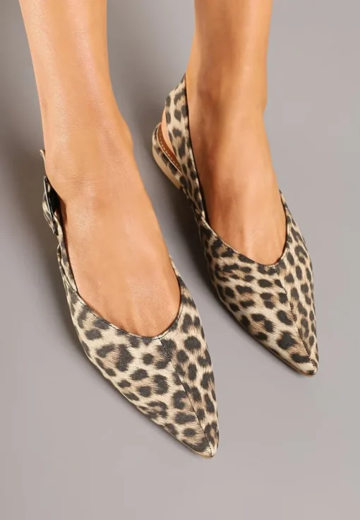 Panterkowe Sandały Typu Slingback Ozdobione Klamrą Banelias