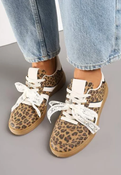 Panterkowe Sneakersy Typu Kultowe Tenisówki z Ozdobną Odpinaną Kokardą Korilinda