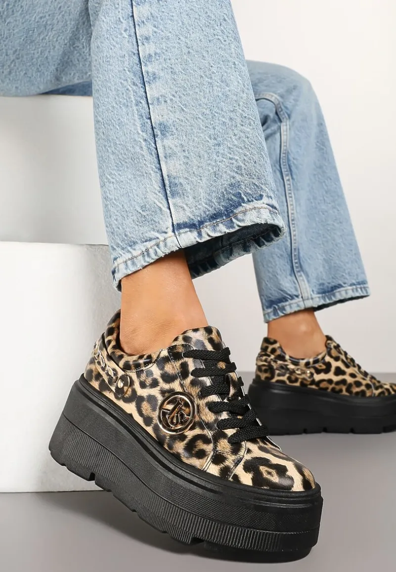 Panterkowe Sneakersy Vices na Platformie Ozdobione Metaliczną Aplikacją Tatellia