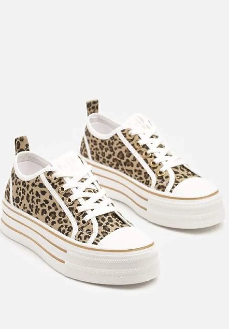 Panterkowe Trampki na Platformie Ozdobione Cyrkoniami Arenoria