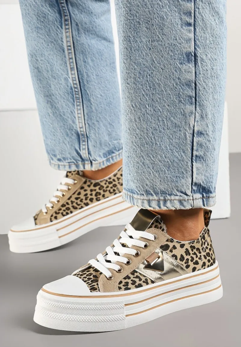 Panterkowe Trampki na Platformie Ozdobione Metaliczną Aplikacją Telanoreta