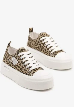 Panterkowe Trampki na Platformie z Ozdobnym Napisem i Sercem Laviere