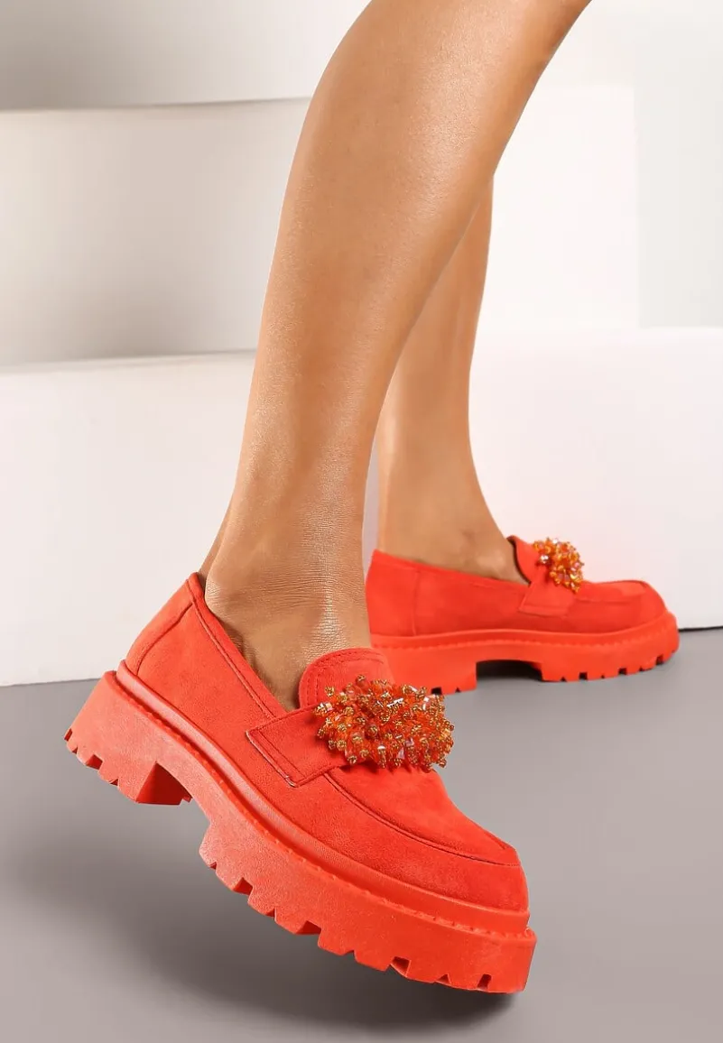 Pomarańczowe Mokasyny z Aplikacją z Biżuteryjnych Koralików Viatalia