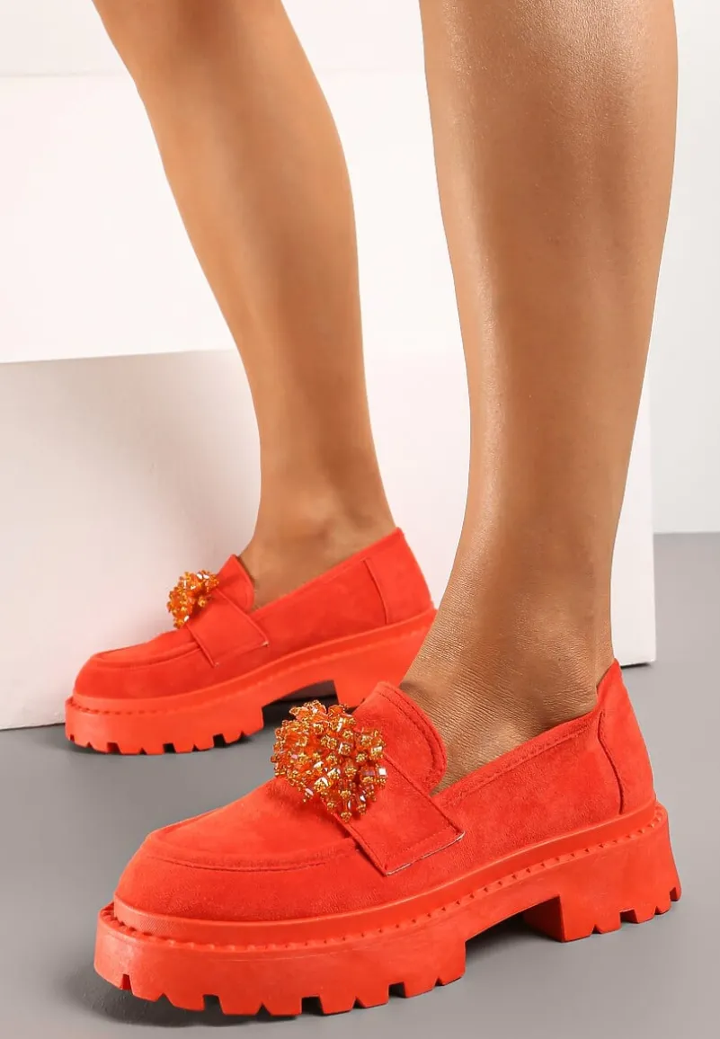 Pomarańczowe Mokasyny z Aplikacją z Biżuteryjnych Koralików Viatalia