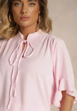 Różowa Bluzka z Falbanami i Wiązaniem Fadeassa