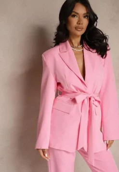 Różowa Jednorzędowa Marynarka o Taliowanym Fasonie z Wiązanym Paskiem Daviritte