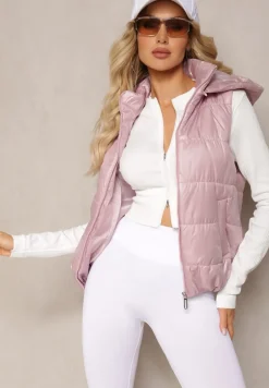 Różowa Kamizelka z Odpinanym Kapturem i Ozdobnym Pikowaniem Akkendia