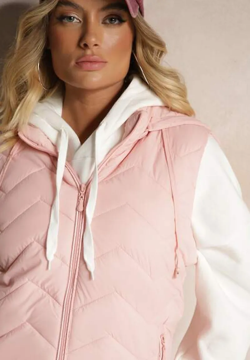 Różowa Kamizelka z Odpinanym Kapturem Ozdobiona Pikowanym Wzorem Saritha