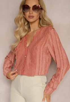 Różowa Koszula z Koronką Falbankami i Perłowymi Guzikami Wildberg
