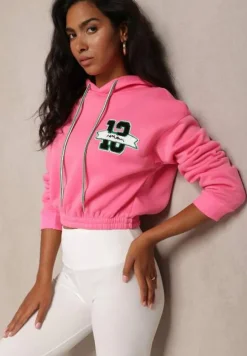 Różowa Krótka Bluza z Kapturem Ściągaczami i Ozdobnym Nadrukiem Relis