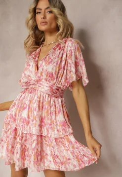 Różowa Krótka Sukienka o Rozkloszowanym Fasonie z Falbanką i Marszczeniami Ellajo